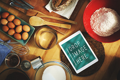 面包房烘焙厨师鸡蛋糕点配料概念图片下载