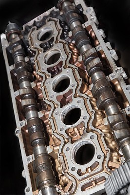 汽油机缸盖图片下载