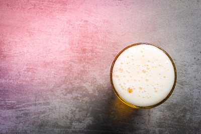 一杯啤酒图片下载