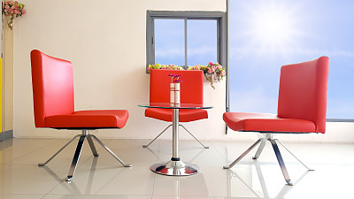 红色的前台或咖啡桌图片下载