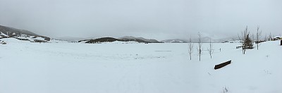 狄龙湖的雪图片下载