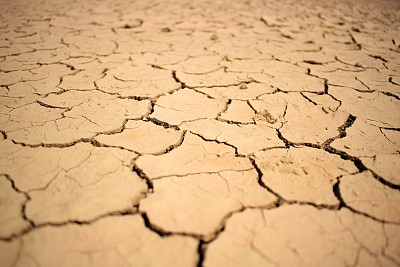 干燥的地面图片下载