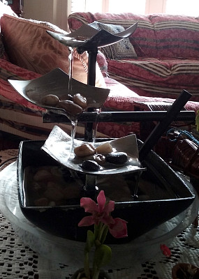 客厅的饮水机图片下载