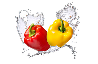 水溅到孤立的甜椒图片下载