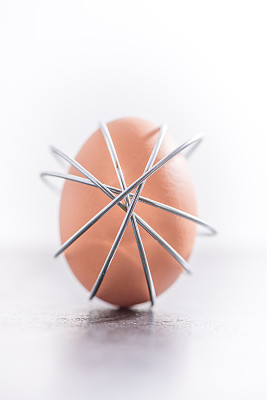 蛋被搅打器夹住图片下载