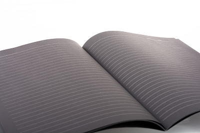 黑色开本笔记图片下载