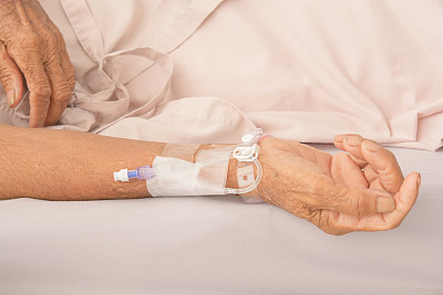 给病人输血图片下载