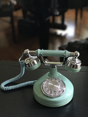 复古蓝色旋转式电话图片下载