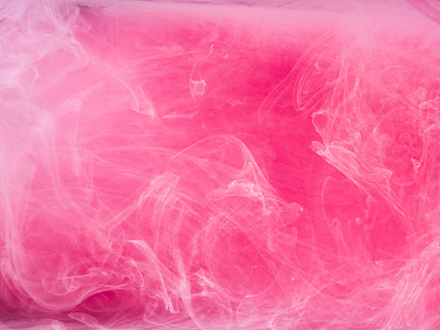 抽象的彩色背景。粉色的烟，水墨的水，宇宙的图案。抽象的运动，凝固的多色流动的绘画。水平照片与软焦点，模糊的背景图片下载