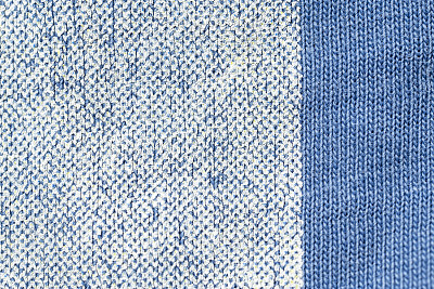 t恤上的磨损铭文图片下载