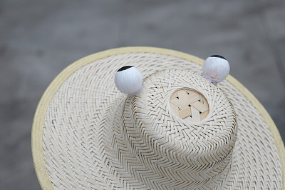 稻草帽子图片下载