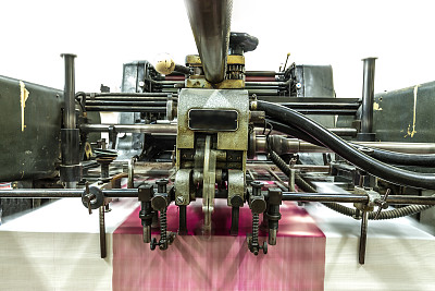 打孔机和制卡机图片下载