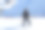 雪中快乐的女人素材图片
