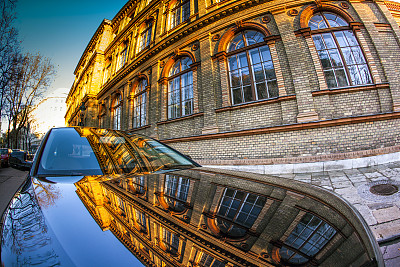 位于维也纳的奥地利应用艺术博物馆图片下载