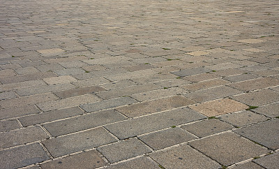 巴黎的鹅卵石街道图片下载