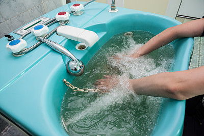 水按摩图片下载