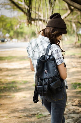 美丽的女士图片下载