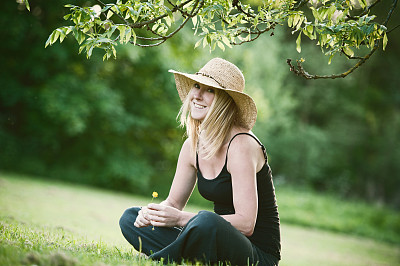 晚上的太阳图片下载