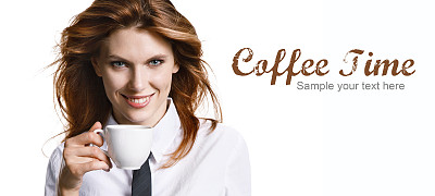 微笑的女人正在休息图片下载