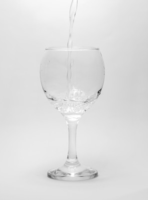 玻璃水图片下载