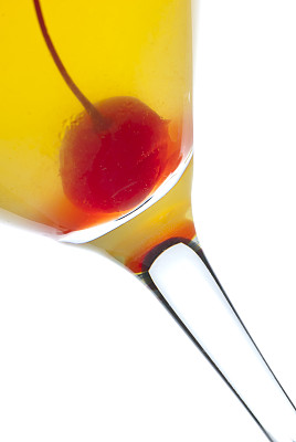 曼哈顿鸡尾酒图片下载