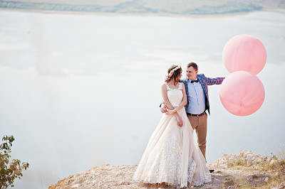 新婚的日子。图片下载