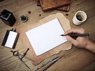 复古元素的构图和空白页上的手绘图片下载