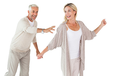 一对快乐的情侣在一起鬼混图片下载