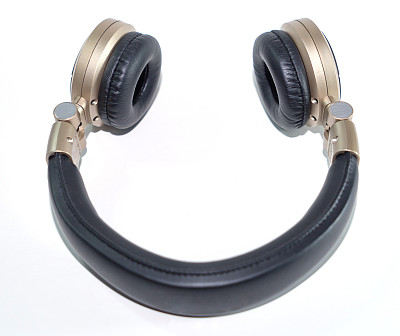 无线耳机白色背景图片下载