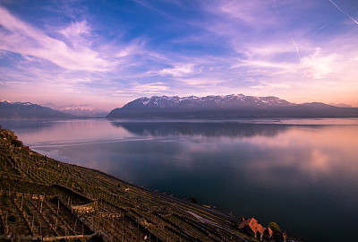 日落时的湖景图片下载