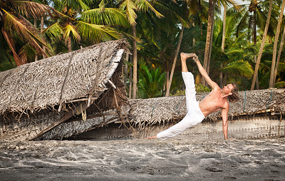 瑜伽vasisthasana侧平板式图片下载