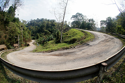 受损的道路图片下载