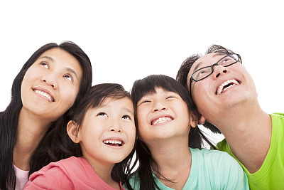 幸福家庭向上看图片下载