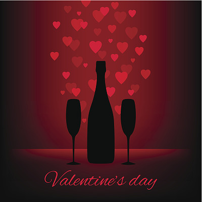 一瓶两杯心形香槟。图片下载