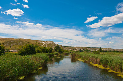 乌克兰的艾达尔河图片下载