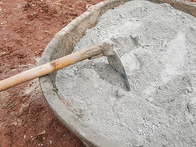 混合水泥用于建造房屋图片下载