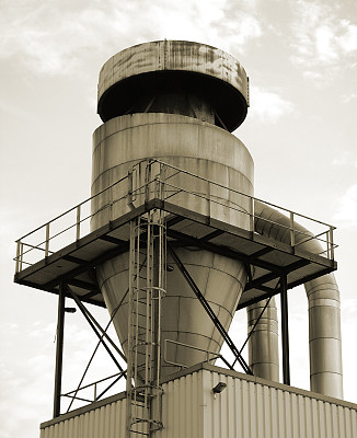 在索菲亚的工业筒仓图片下载