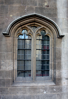 古老的教堂窗户图片下载