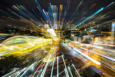 城市夜景长曝光缩放抽象背景素材图片