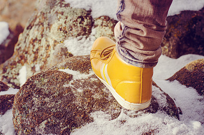 男士鞋户外登山图片下载