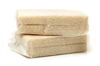 真空包装塑料包装长粒大米正面视图素材图片