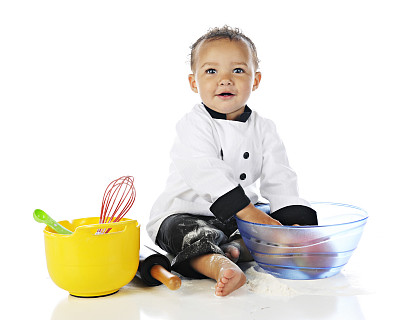 凌乱的小厨师图片下载