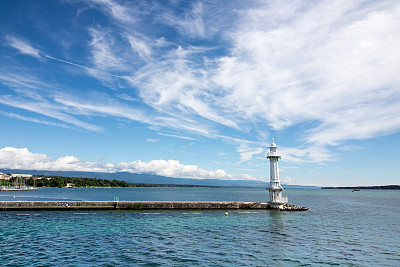 位于瑞士帕奎斯/日内瓦的灯塔图片下载