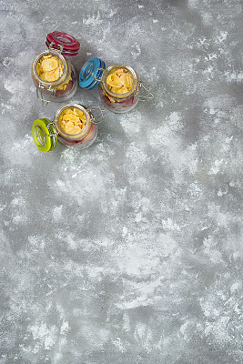 早餐在玻璃罐里图片下载