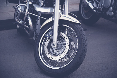 摩托车车轮图片下载