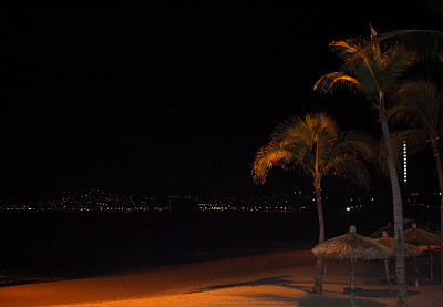 海滩晚上图片下载