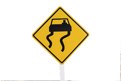 交通标志，黄色板，白色背景孤立图片下载