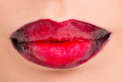 女人的红唇图片下载