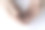特写一位资深人士布满皱纹的双手图片下载
