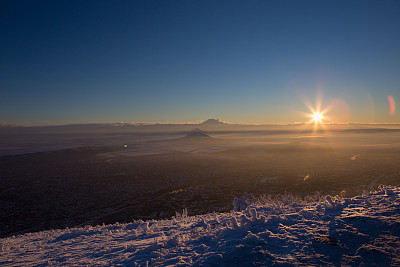 山区冬季日落,晚上,图片下载